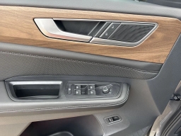 Volkswagen Atlas 2.0T SE w/Technology FWD 2025