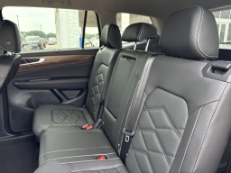 Volkswagen Atlas 2.0T SE w/Technology FWD 2025