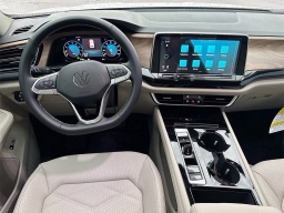 Volkswagen Atlas 2.0T SE w/Technology FWD 2025