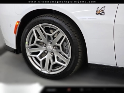 Dodge Charger Daytona Scat Pack 4-Door AWD 2026