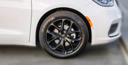 Chrysler Pacifica Select FWD 2026