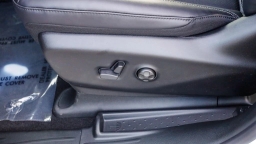 Chrysler Pacifica Select FWD 2026