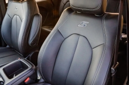 Chrysler Pacifica Select FWD 2026