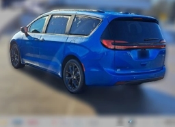 Chrysler Pacifica Select FWD 2026