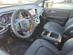 Chrysler Pacifica Select FWD 2026