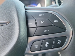 Chrysler Pacifica Select FWD 2026