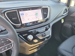 Chrysler Pacifica Select FWD 2026