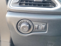 Chrysler Pacifica Select FWD 2026