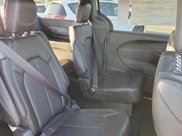 Chrysler Pacifica Select FWD 2026