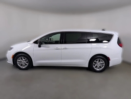 Chrysler Pacifica Select FWD 2026