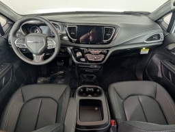 Chrysler Pacifica Select FWD 2026