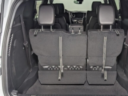 Chrysler Pacifica Select FWD 2026