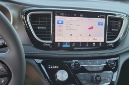 Chrysler Pacifica Select FWD 2026
