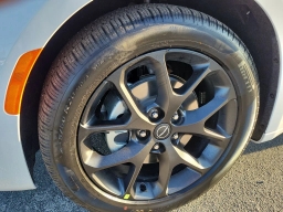 Chrysler Pacifica Select FWD 2026