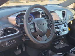 Chrysler Pacifica Select FWD 2026