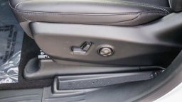 Chrysler Pacifica Select FWD 2026