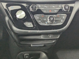 Chrysler Pacifica Select FWD 2026