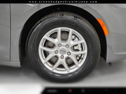 Chrysler Pacifica Select FWD 2025