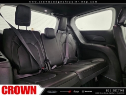 Chrysler Pacifica Select FWD 2025