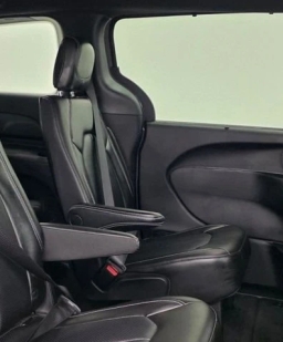 Chrysler Pacifica Select FWD 2025