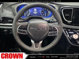 Chrysler Pacifica Select FWD 2025