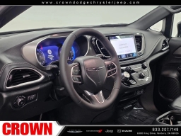 Chrysler Pacifica Select FWD 2025