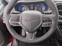 Chrysler Pacifica Select FWD 2026