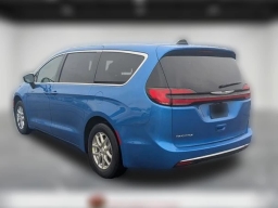 Chrysler Pacifica Select FWD 2026