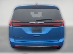 Chrysler Pacifica Select FWD 2026
