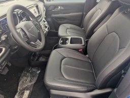 Chrysler Pacifica Select FWD 2026