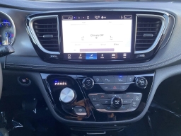 Chrysler Pacifica Select FWD 2026