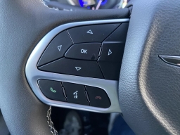 Chrysler Pacifica Select FWD 2026