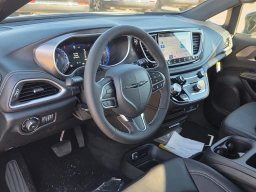 Chrysler Pacifica Select FWD 2026