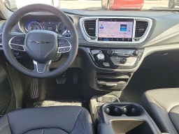 Chrysler Pacifica Select FWD 2026