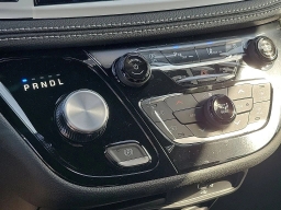 Chrysler Pacifica Select FWD 2026