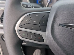 Chrysler Pacifica Select FWD 2026