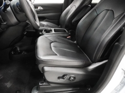 Chrysler Pacifica Select FWD 2026