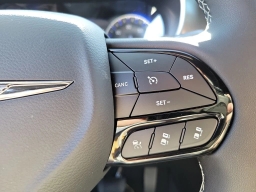 Chrysler Pacifica Select FWD 2026