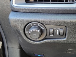 Chrysler Pacifica Select FWD 2026