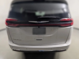Chrysler Pacifica Select FWD 2026