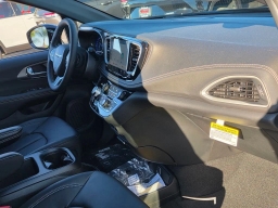 Chrysler Pacifica Select FWD 2026