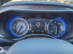 Chrysler Pacifica Select FWD 2026