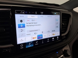 Chrysler Pacifica Select FWD 2026