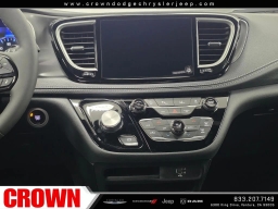 Chrysler Pacifica Select FWD 2026