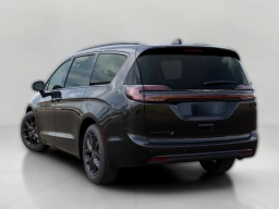 Chrysler Pacifica Select FWD 2026
