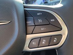 Chrysler Pacifica Select FWD 2026