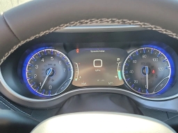 Chrysler Pacifica Select FWD 2026