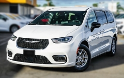 Chrysler Pacifica Select FWD 2026