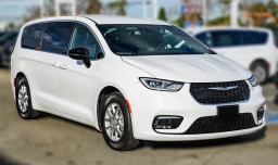 Chrysler Pacifica Select FWD 2026