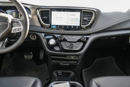 Chrysler Pacifica Select FWD 2026